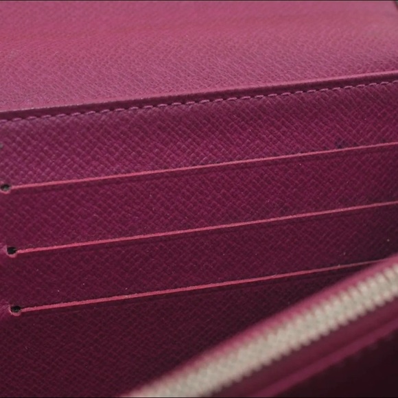 💜Louis Vuitton Purple Epi Portefeuille Sarah Long Wallet RARE!!!💜 - Picture 16 of 16